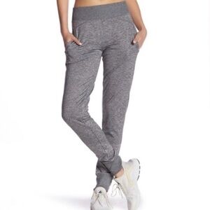 Z By ZELLA Heather Grey Downtown High‎ Rise Spacedye Jogger Bottoms Size Small